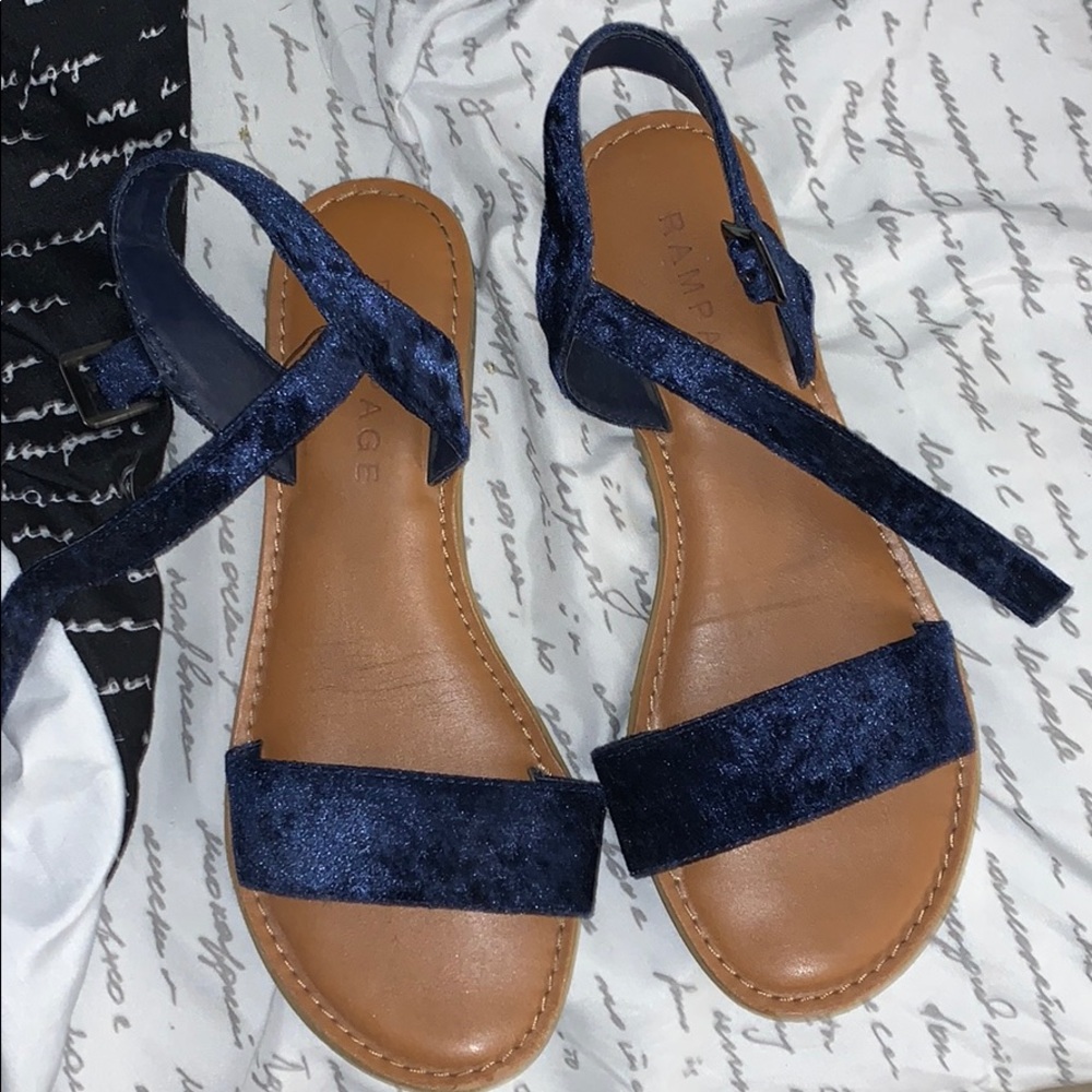 Women sandals